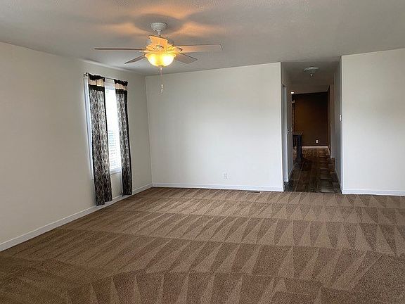 3rd image of 225 Pebble Creek Dr #289
