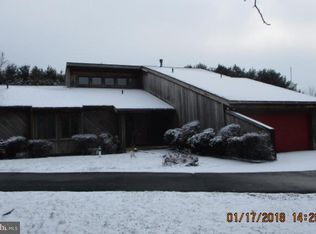 313 Barnsboro Rd, Sewell, NJ 08080