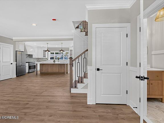 5th image of 1307 River Avenue