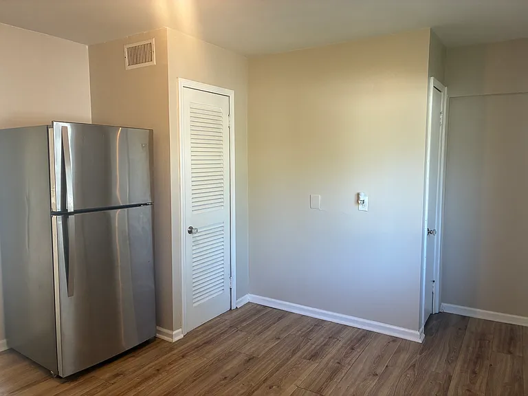 24612 Lauren Ave — Photo 15
