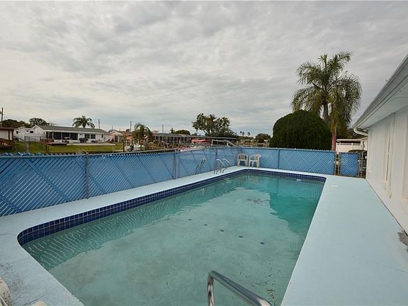 4th image of 5772 Melaleuca Dr