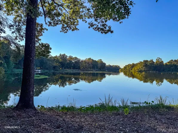 55 Cypress Point Dr, Akron, AL 35441