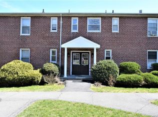 219 Schrade Rd APT 1A, Briarcliff Manor, NY 10510
