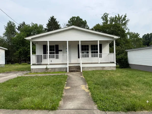 516 Harrison St, Harrisville, WV 26362