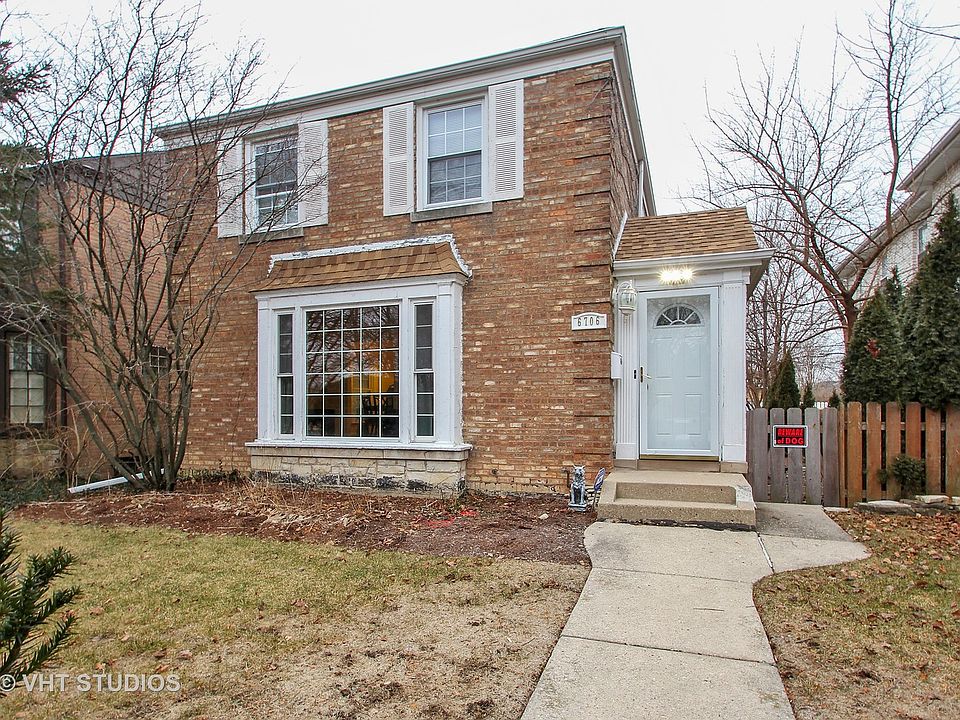 1st image of 6706 N Hamlin Ave