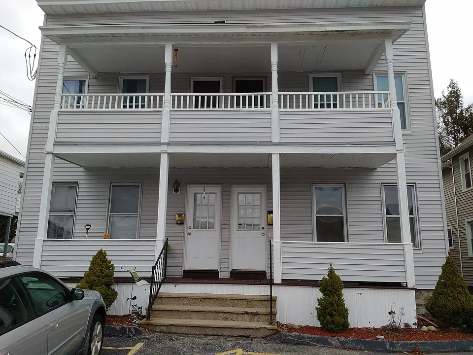 295-297 Roosevelt Dr #1
