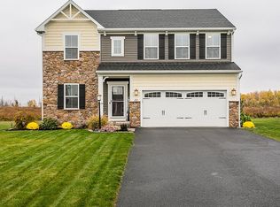 260 Elmcrest Rise, West Henrietta, NY 14586