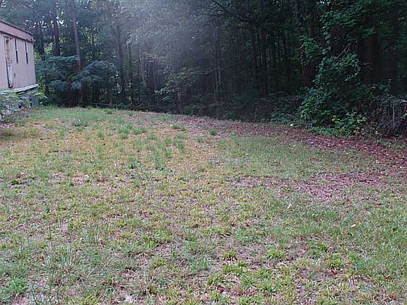 4th image of 141 Oak Wood Dr