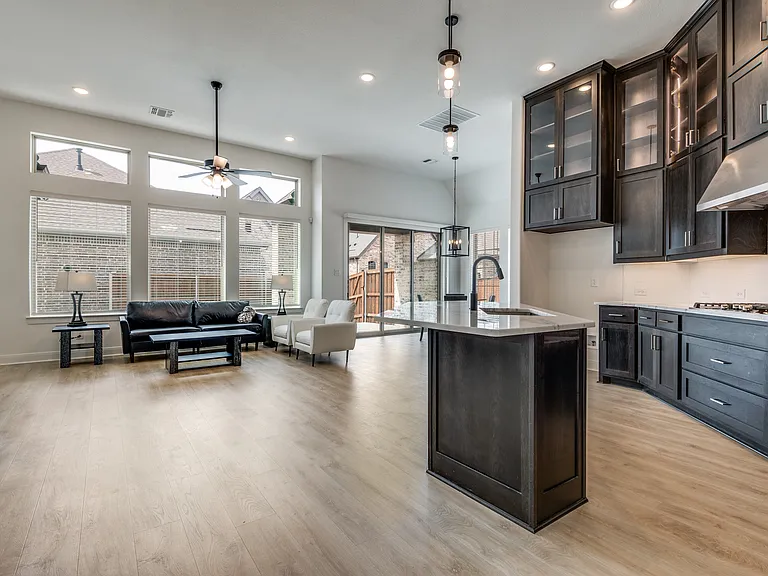 4800 Prairie Crest Ln — Photo 10