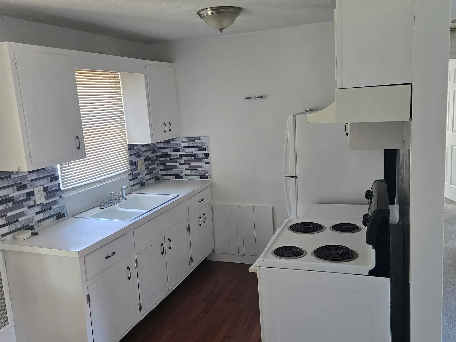 292 Kennedy St — Photo 4