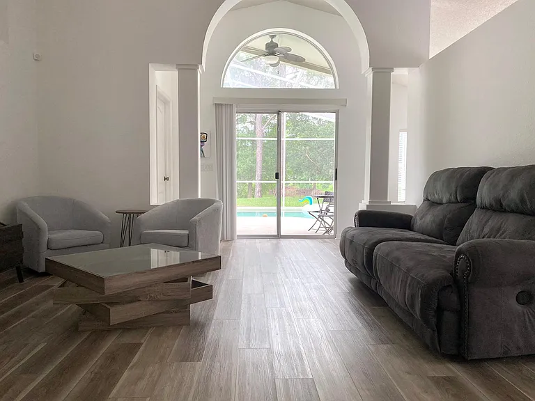 2840 Runyon Cir — Photo 3