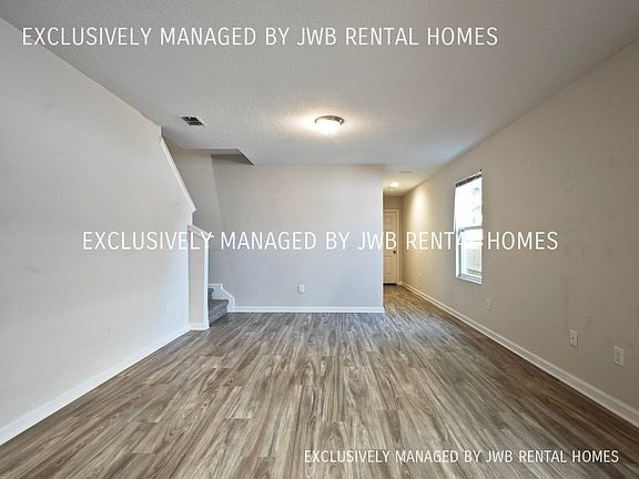 5th image of 7718 Cocoa Ave