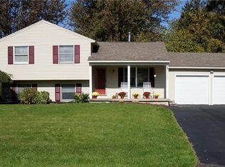 8725 Larchmont Dr, Brewerton, NY 13029