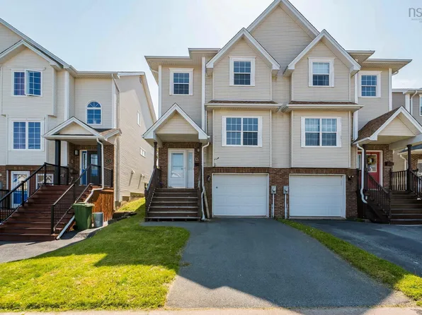 133 Green Village Ln, Halifax, NS B2Y 4V5
