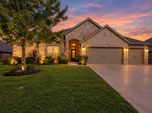 284 Goliad Trl, Forney, TX 75126
