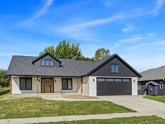 2nd image of 1493 Iris STREET