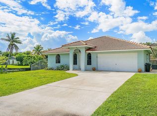 3266 Diamondhead Rd, Lake Worth, FL 33462