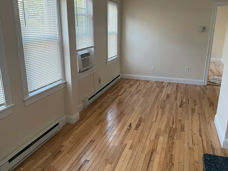 173 Porter St #2 — Photo 7