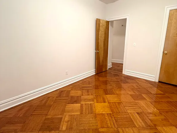 315 8th Avenue image 10 of 14