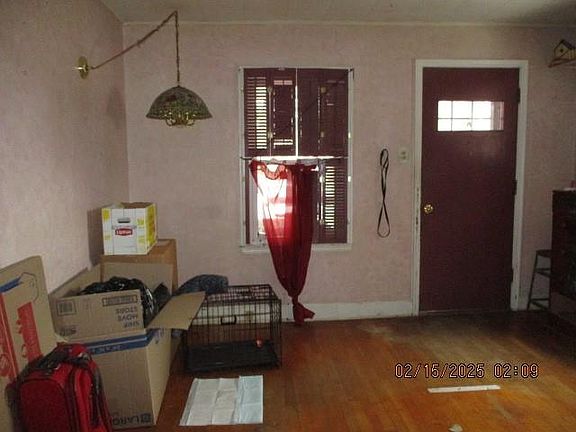 4th image of 4881 Shawnee Dr