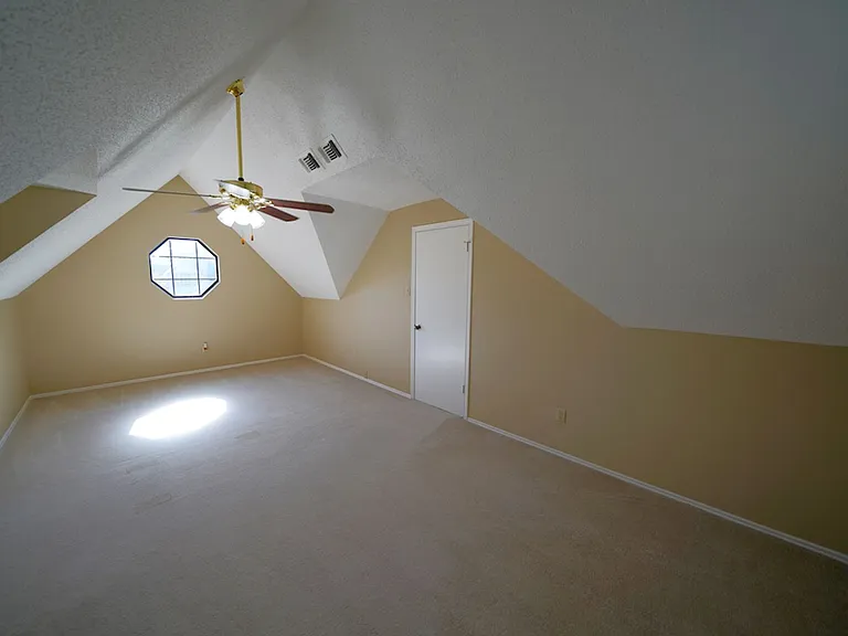 7315 Park West Dr — Photo 33