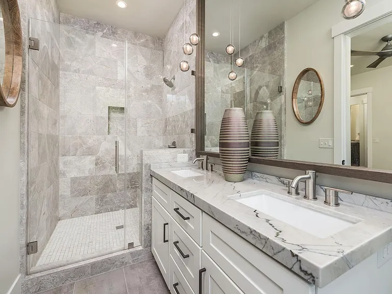 Luxury Spaces — Photo 181