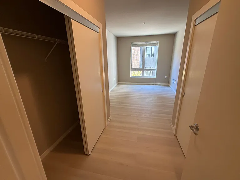 1511 Jefferson St #218 — Photo 6