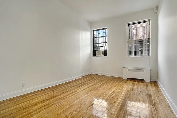 Rented by Creed Realty Group | media 11