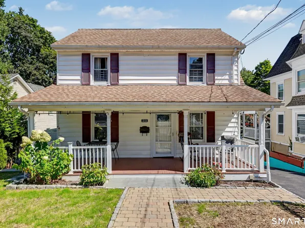 215 Knickerbocker Avenue, Stamford, CT 06907