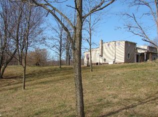 106 Vulpine Dr, Paw Paw, WV