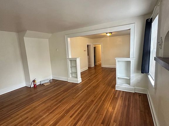 5th image of 527 Maryland Ave APT 1