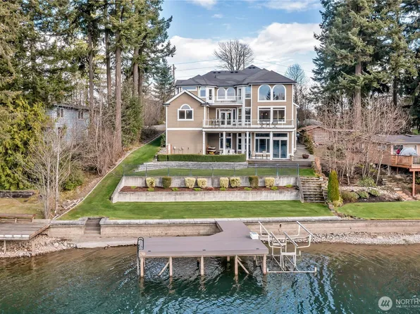 21256 39th Street Ct E, Lake Tapps, WA 98391