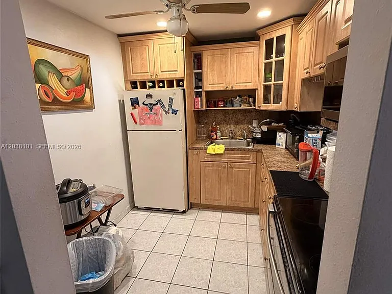 9974 SW 88th St #1011 — Photo 5