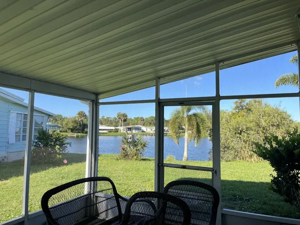 8775 20th St #221, Vero Beach, FL 32966