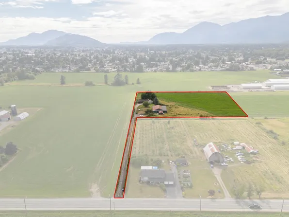 9575 Prest Rd, Chilliwack, BC V2P 8E3