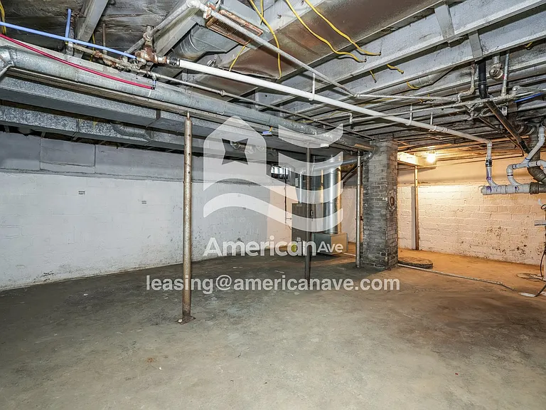1715996_013_wm_-_basement_13389319.jpg