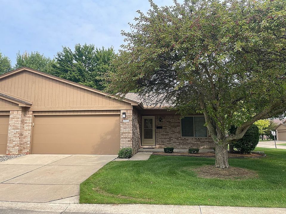 1st image of 41550 Clinton Grove Dr