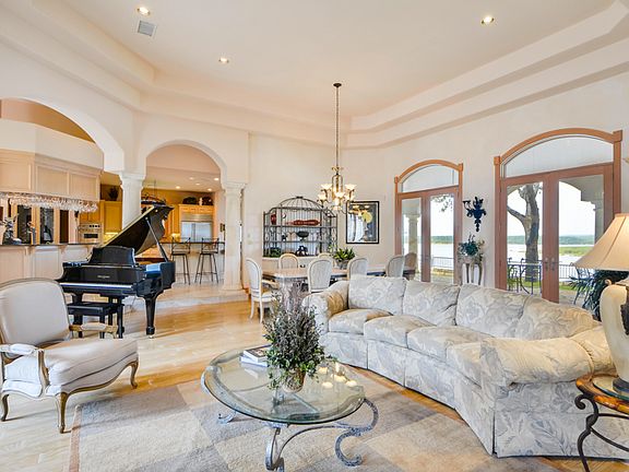 5th image of 26300 Countryside Dr