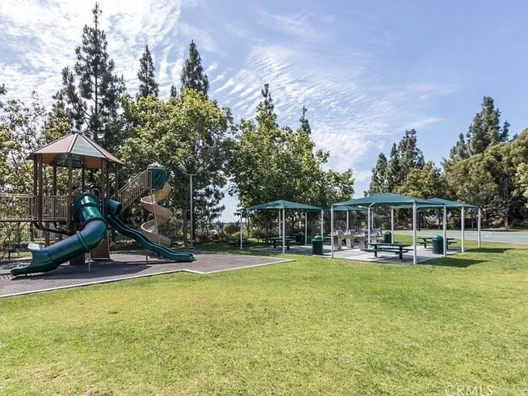 28621 Mill Pond — Photo 31