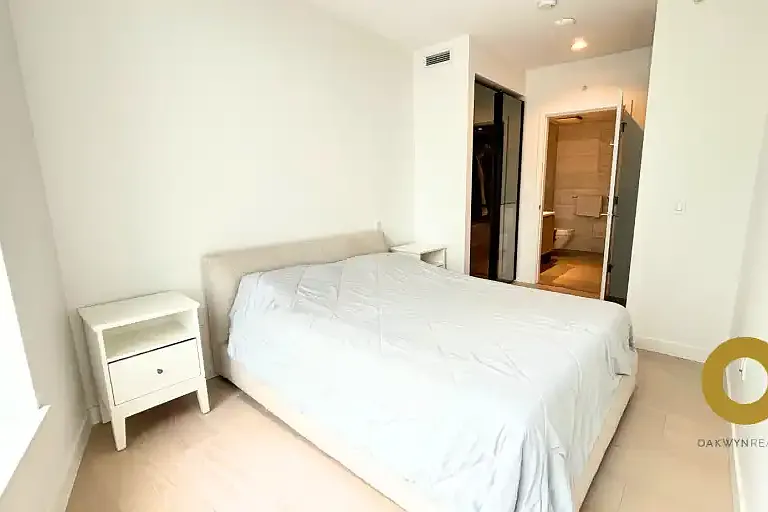 1289 Hornby St #3702 — Photo 9