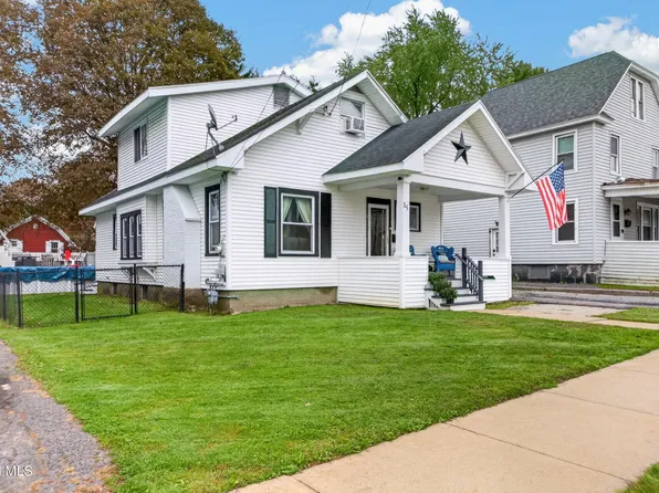 15 Pearl Street, Gloversville, NY 12078