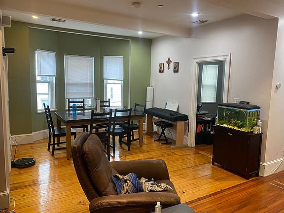 5th image of 44 Mozart St #3