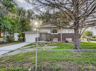223 Fairfax St, Colorado Springs, CO 80911