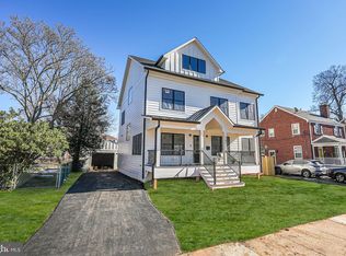 701 N Greenbrier St, Arlington, VA 22205