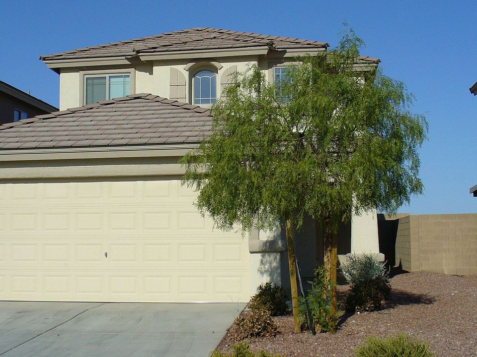 Beautiful 5 bd/3Ba $290,000.