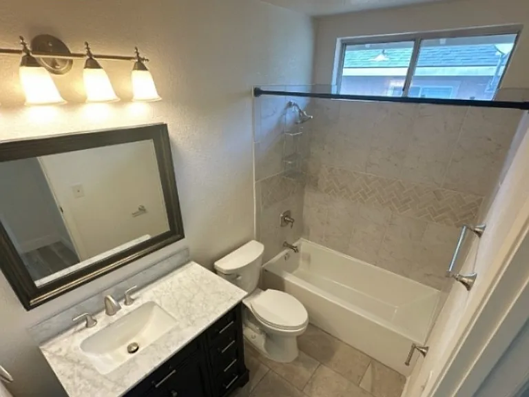 Northam Dr — Photo 25