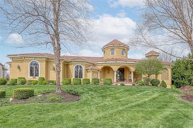 1st image of 5604 Golden Bear Dr
