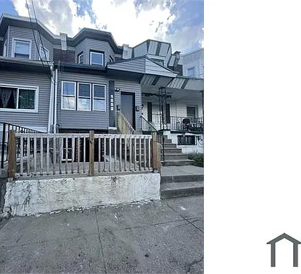 1552 N Peach St #2 — Photo 5