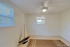 426 Ella Ave — Photo 15
