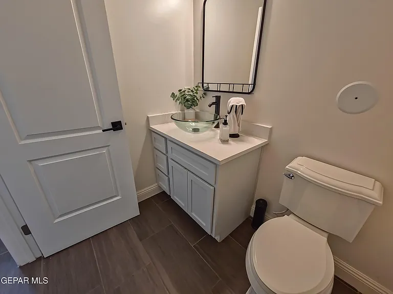 7321 Cuba Dr — Photo 35